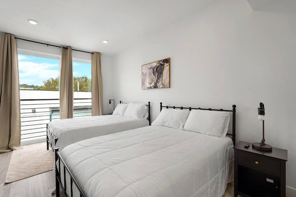 Enjoy City Skyline Views From Private Roofdeck! Washington Esterno foto